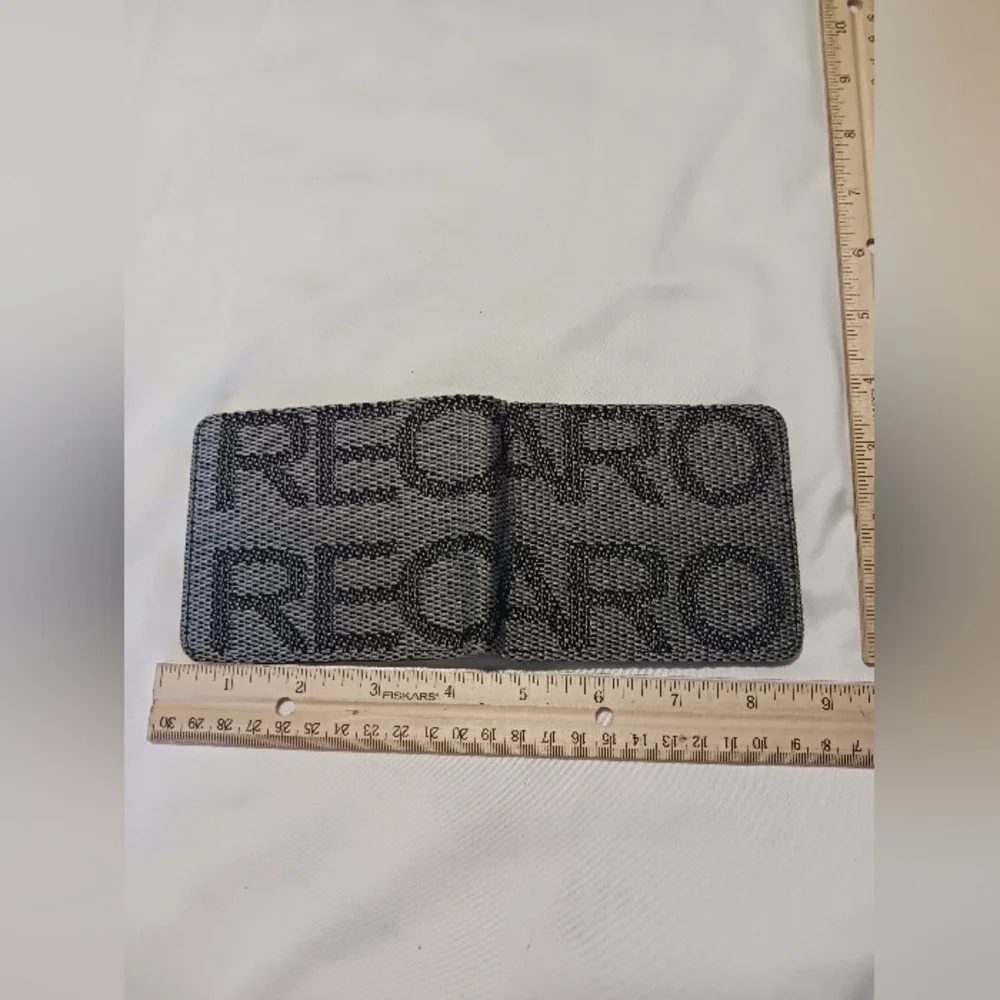 Recaro Wallet